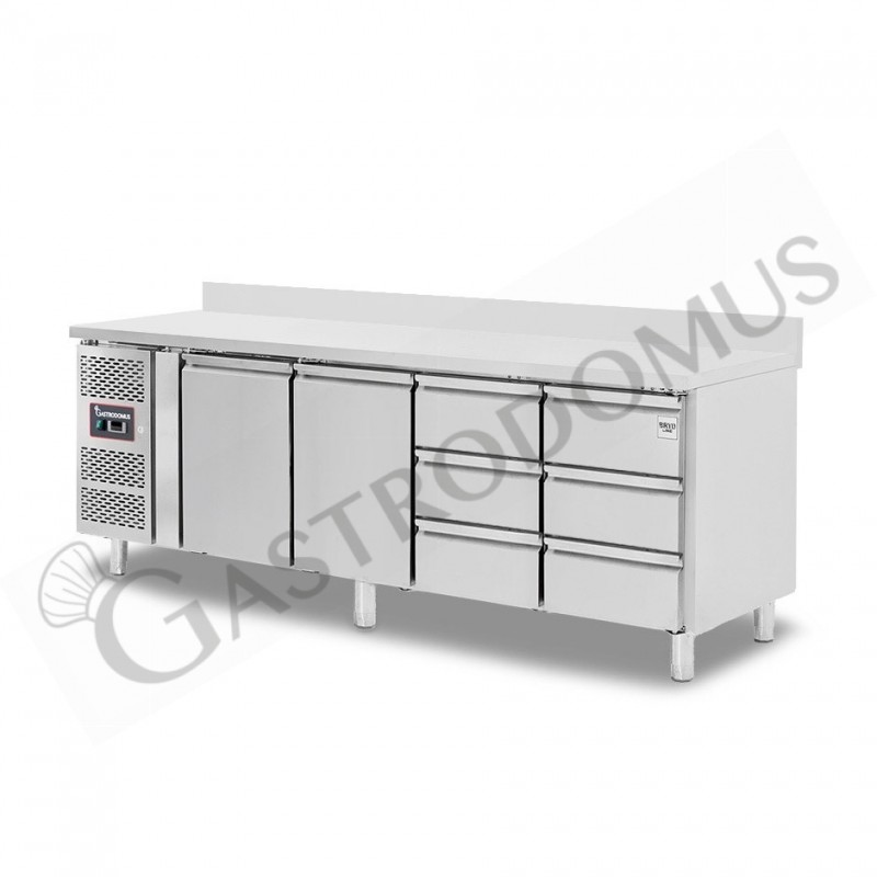 Tavolo Refrigerato 6 cassetti 2 porte 700 mm -2°C/+8°C alzatina, motore a sinistra