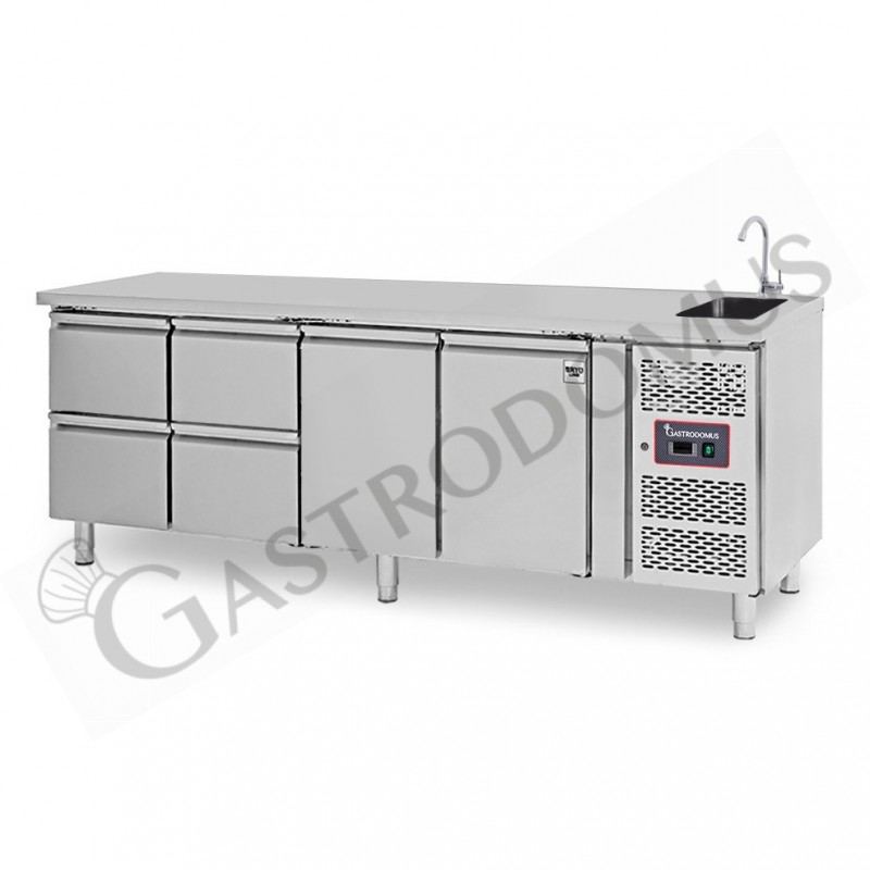 Tavolo refrigerato 4 cassetti 2 porte con lavello, Prof. 700 mm, temp. +2°C/+8°C, completo di rubinetto